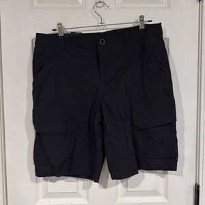 Men’s Under Armor water repellant cargo shorts